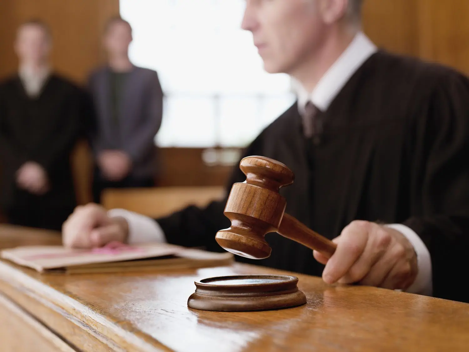 Litigation valuation and court expert